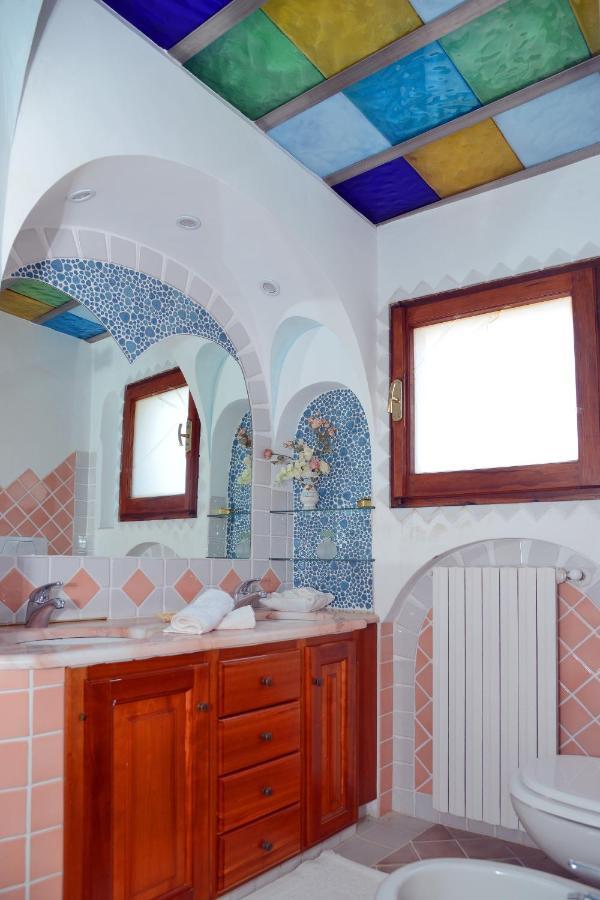 Case Vacanze La Conia Cannigione Rum bild