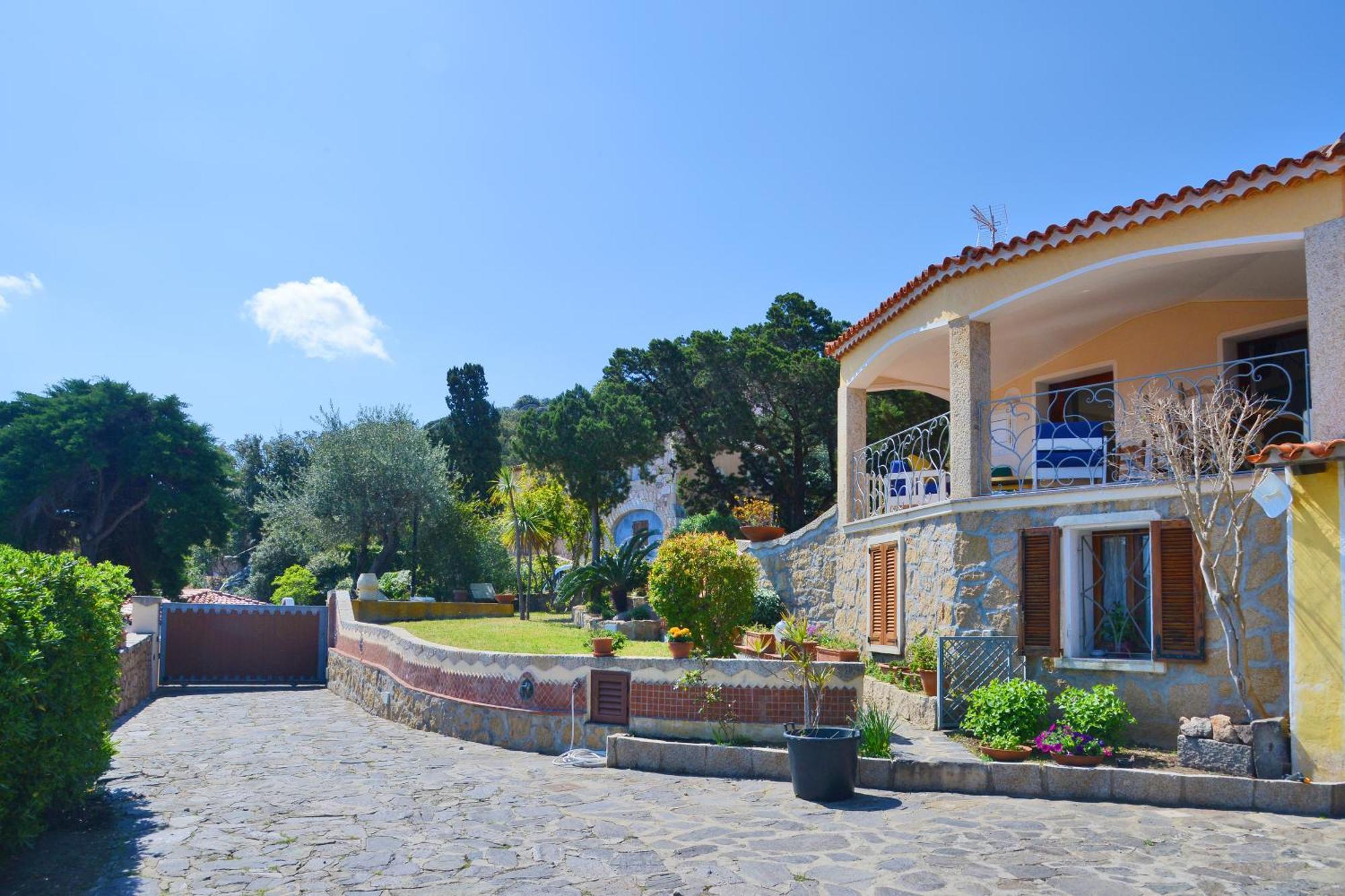 Case Vacanze La Conia Cannigione Rum bild